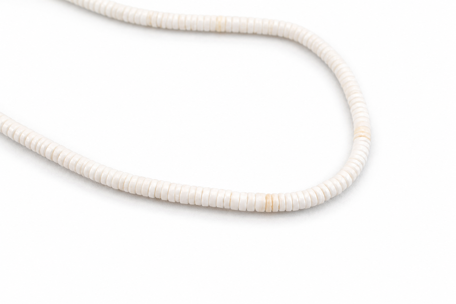 NECKLACE WHITE CLAM