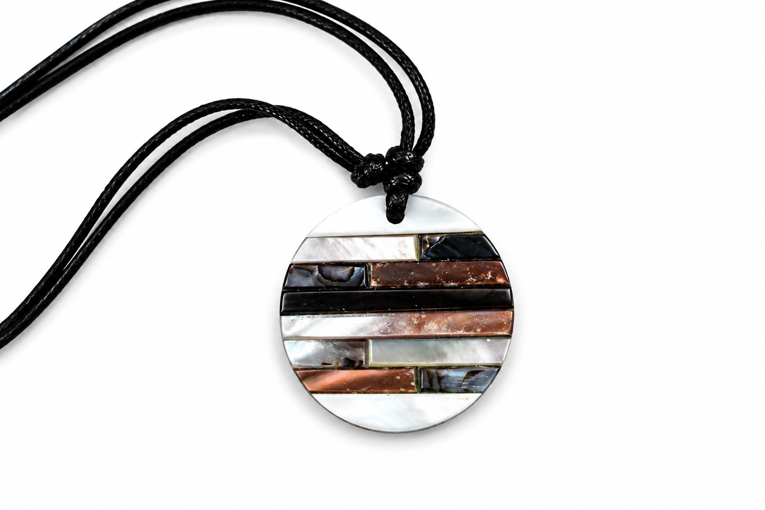 NECKLACE MIXED SHELL EMBOSE